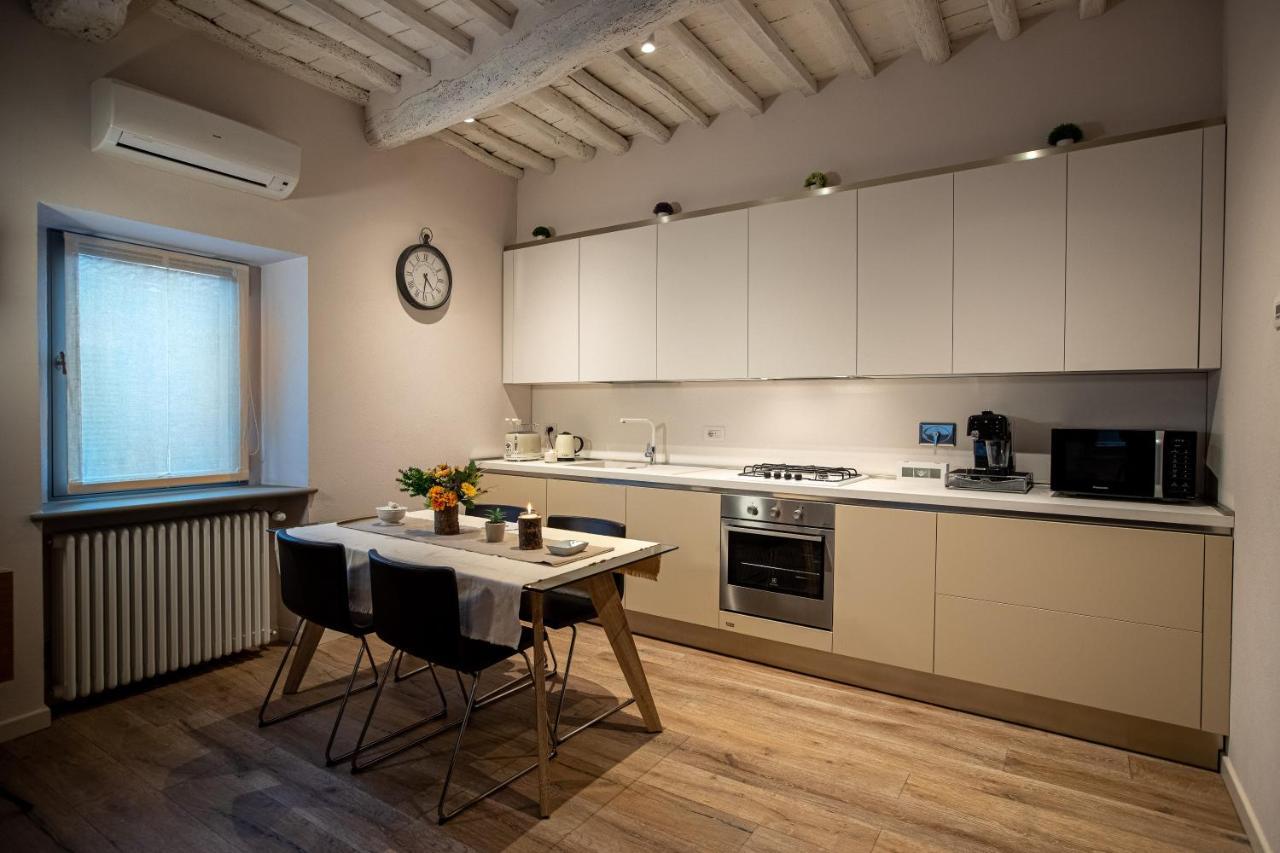 Old Medieval Apartment San Donato in Poggio Exterior photo