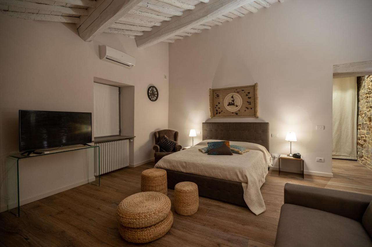 Old Medieval Apartment San Donato in Poggio Exterior photo